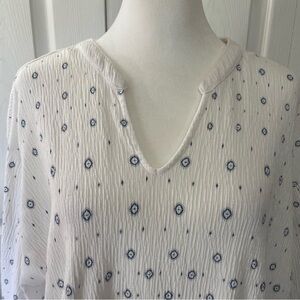 Blue Mountain Brand Women’s Tunic in Size 3X, White and Blue